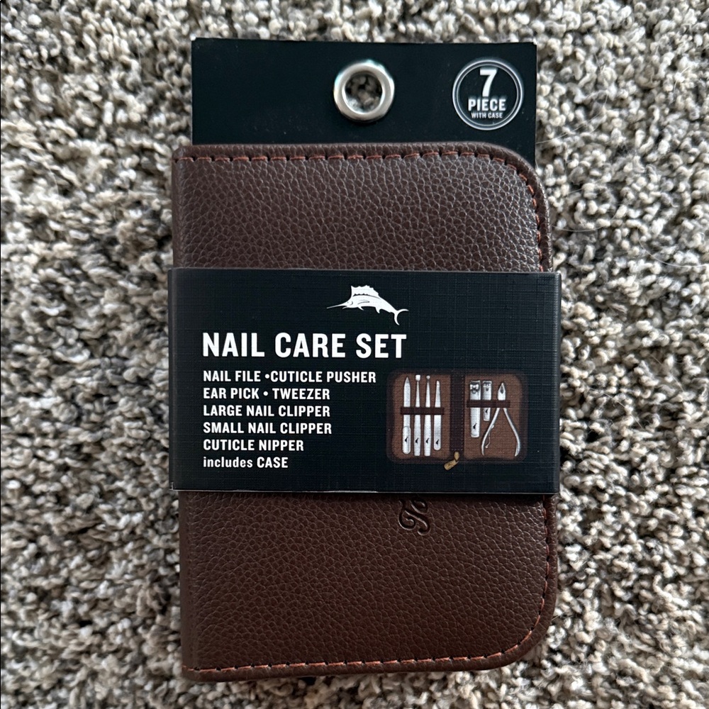 *NWT* Tommy Bahama Brown Nail Care Set
